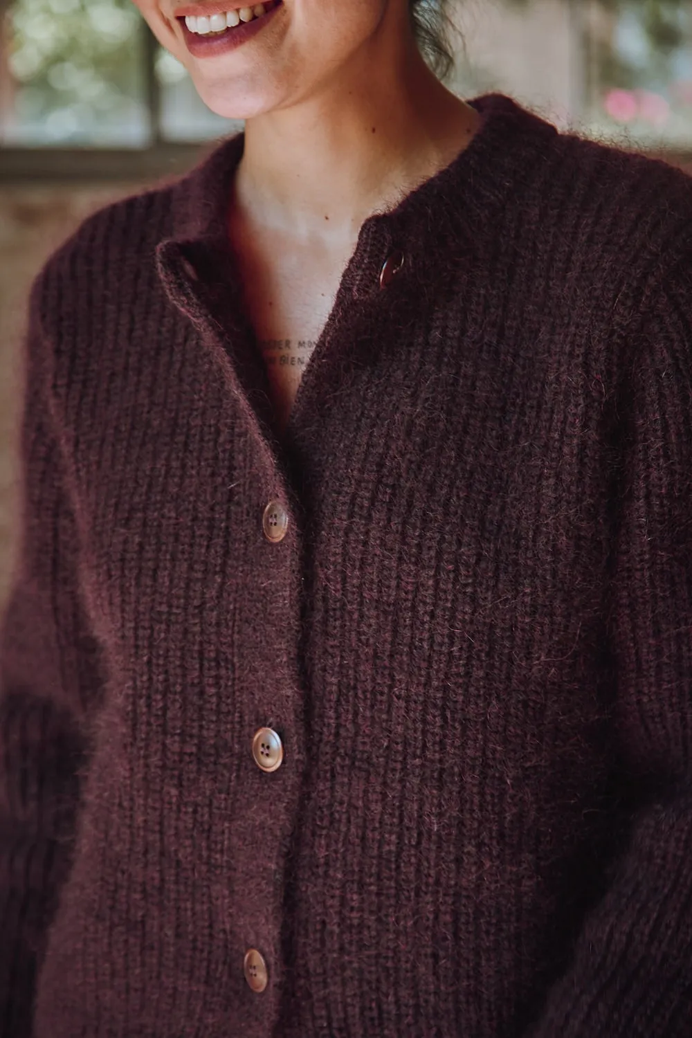 CHARLOTTE Round-Neck Cardigan in Merino-Mohair Wool - Plum